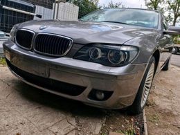 BMW 730