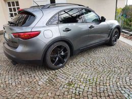 Infiniti QX70