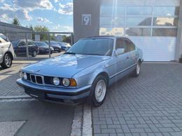 BMW 524