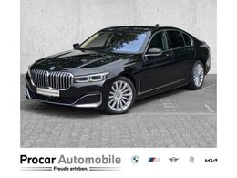 BMW 740