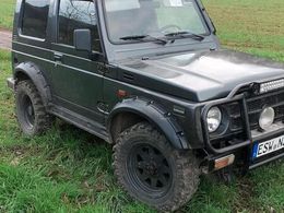 Suzuki Samurai