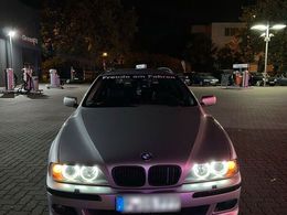 BMW 525