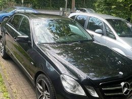 Mercedes E220