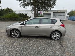 Toyota Auris Hybrid