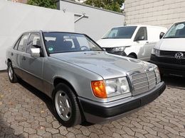 Mercedes E230