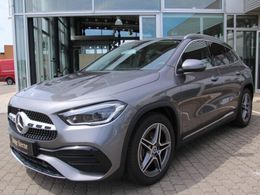 Mercedes GLA220