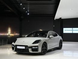 Porsche Panamera 4