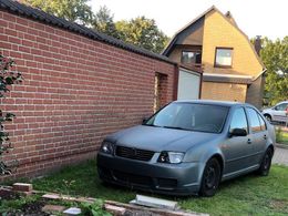 VW Bora