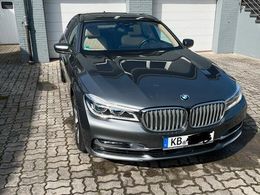 BMW 750