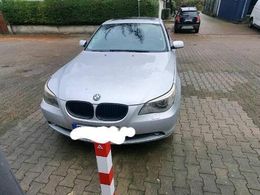 BMW 523