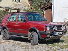 VW Golf Country