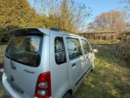 Suzuki Wagon R+