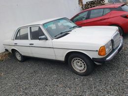 Mercedes 240