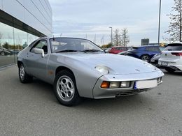 Porsche 928