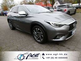 Infiniti Q30