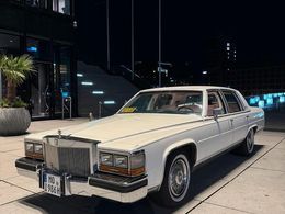 Cadillac Fleetwood Brougham