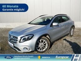 Mercedes GLA220