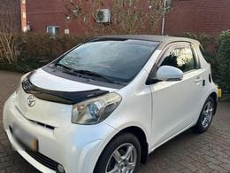 Toyota iQ