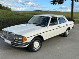 Mercedes 230