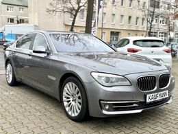 BMW 750