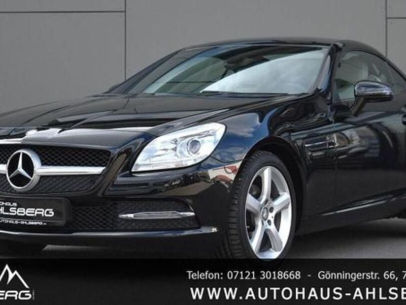 Gebraucht Mercedes SLK200 184 PS (135 kW) 2015 Obsidianschwarz  lack Cabrio