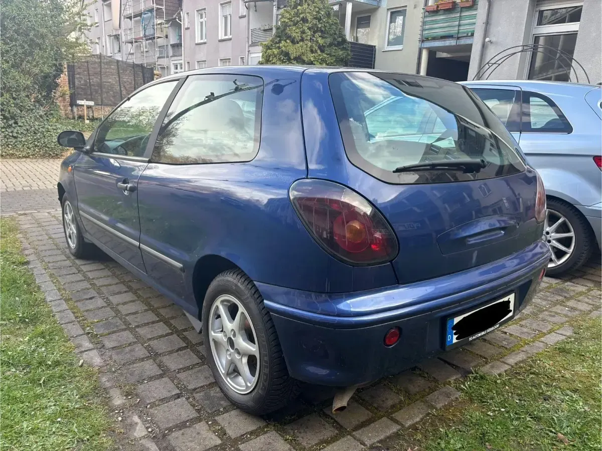Gebraucht Fiat Bravo 75 PS (55 kW) 1997 Blau Kleinwagen