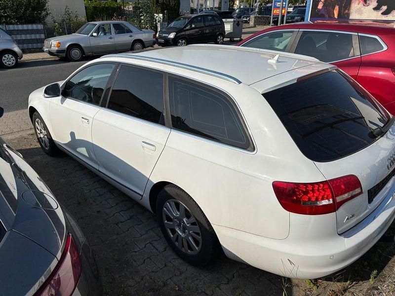 Gebraucht Audi A6 190 PS (139 kW) 2010 Weiß Limousine