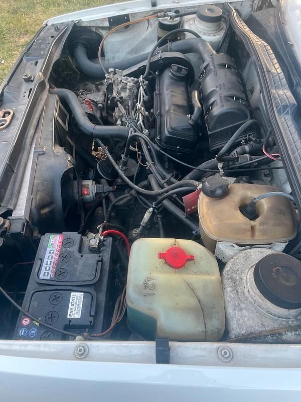 Gebraucht VW Golf II 54 PS (39 kW) 1984 Weiß Kleinwagen