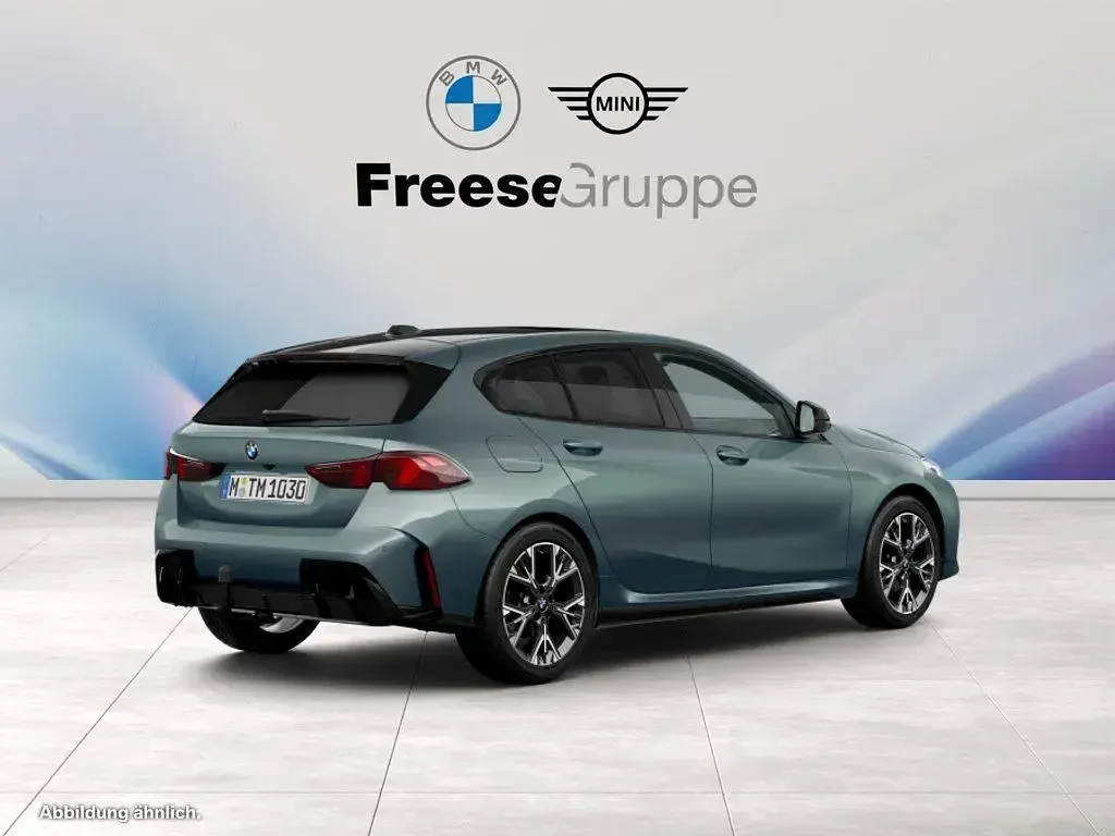 Neu BMW 120 Performance 163 PS (119 kW) 2026 Grün Kleinwagen