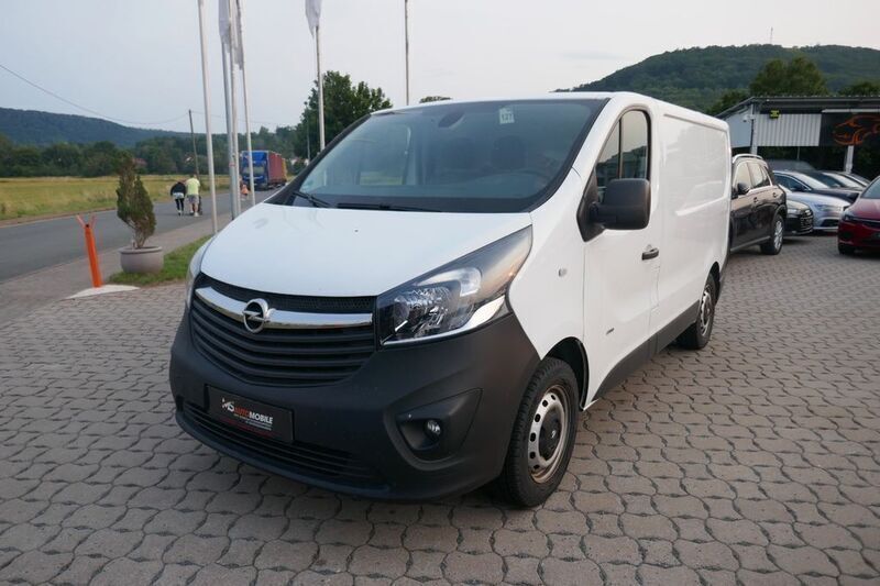 Weiß Gebraucht 2017 Opel Vivaro Van | 15.000 € (Guter Preis) - Bild 1/4