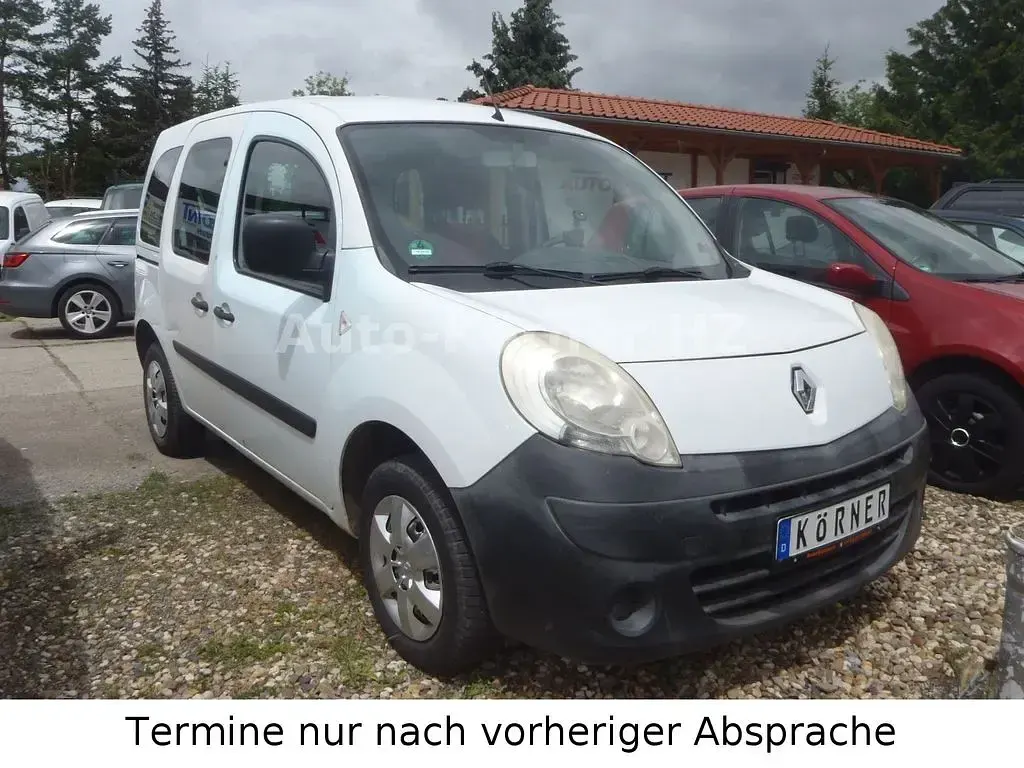 Gebraucht Renault Kangoo 106 PS (77 kW) 2009 Weiß Van / Kleinbus