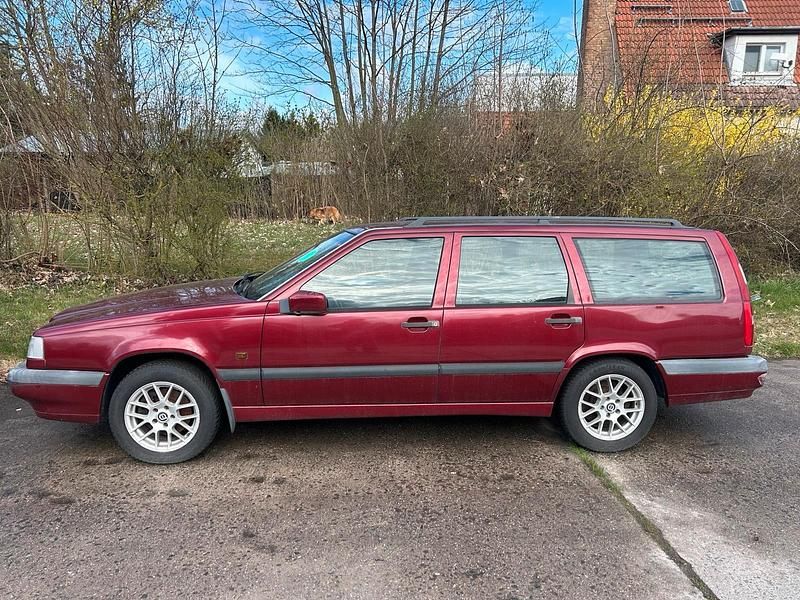 Gebraucht Volvo 850 170 PS (125 kW) 1996 Rot Kombi