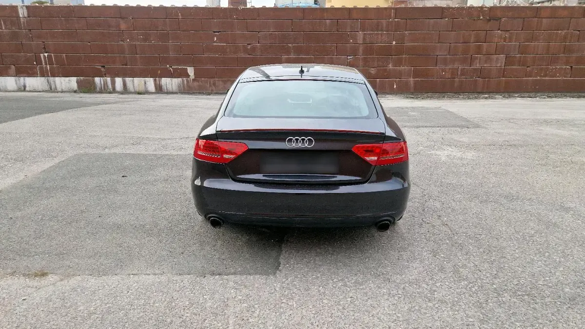 Gebraucht Audi A5 S-Line 240 PS (176 kW) 2011 Grau Coupé