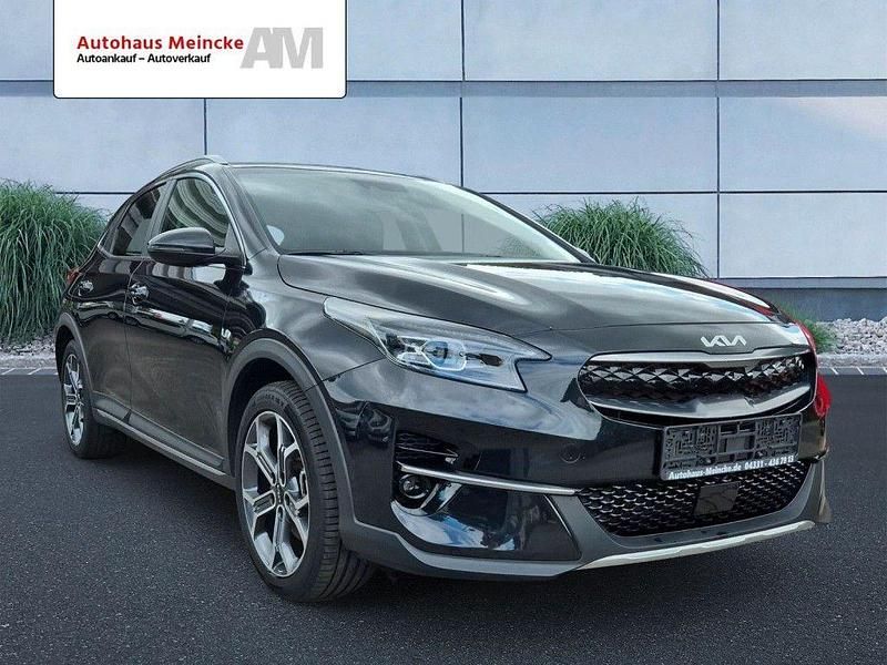 Gebraucht Kia XCeed Spirit 105 PS (77 kW) 2022 Schwarz SUV