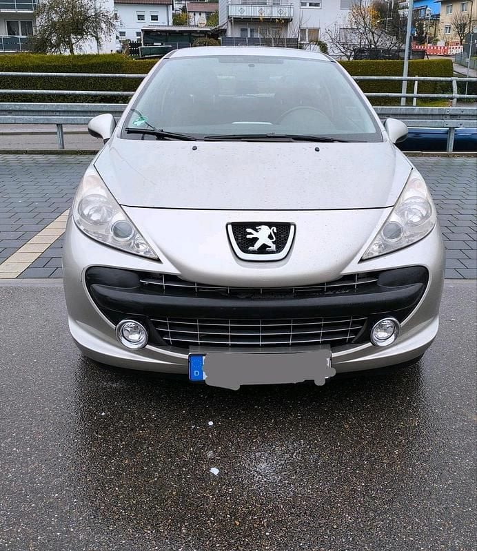 Silber Gebraucht 2008 Peugeot 207 Coupé | 1.500 € (Guter Preis) - Bild 1/4