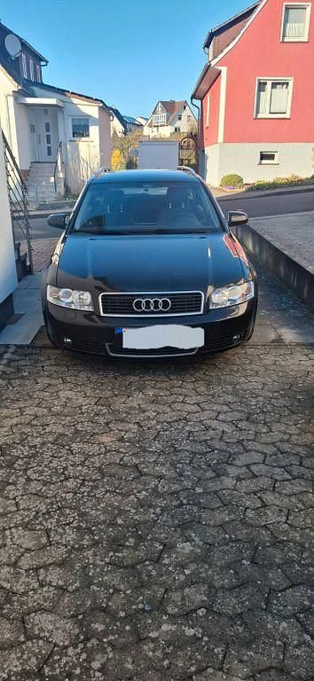 Second-hand Audi A4 163 CP (119 kW) 2003 Negru Break
