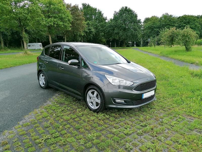 Grau Gebraucht 2017 Ford C-MAX Van / Kleinbus | 9.500 € (Fairer Preis) - Bild 1/4