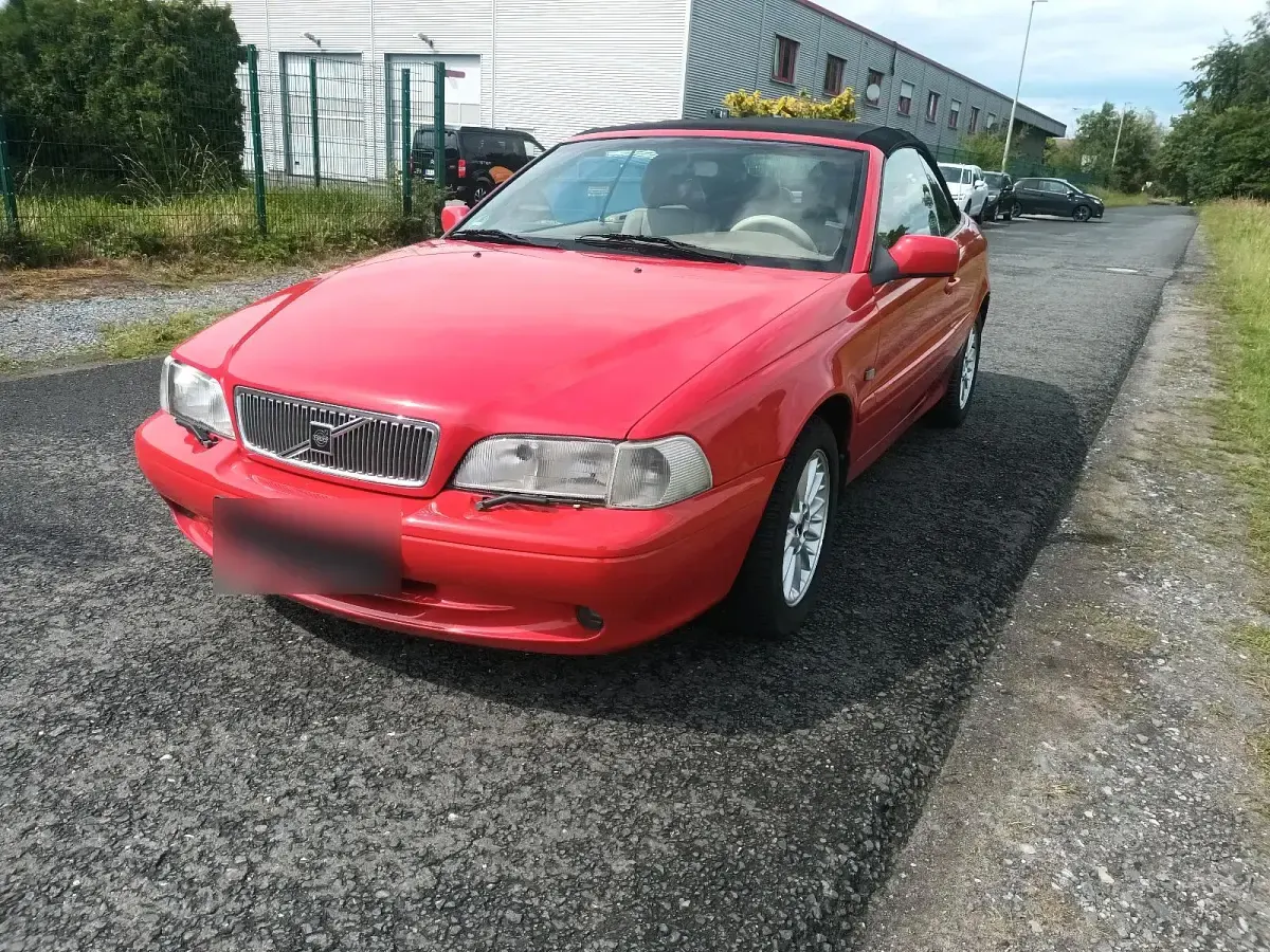 Gebraucht Volvo C70 163 PS (119 kW) 2005 Rot Cabrio