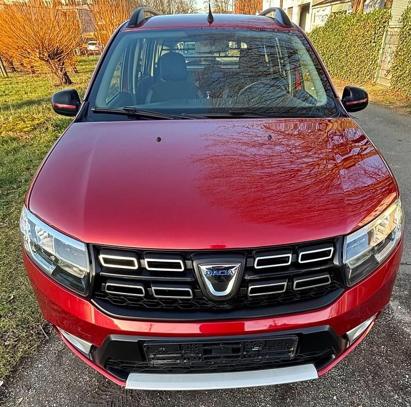 Gebraucht Dacia Logan 90 PS (66 kW) 2020 Rot Kombi