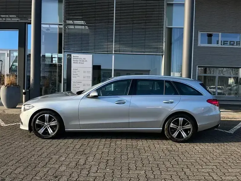 Gebraucht Mercedes C200 Avantgarde 204 PS (150 kW) 2025 Silber Limousine