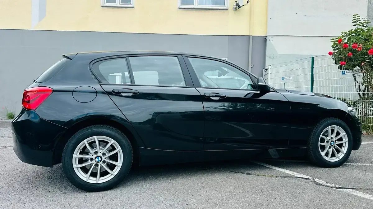 Gebraucht BMW 116 116 PS (85 kW) 2016 Schwarz Kleinwagen