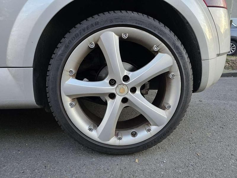 Gebraucht Audi TT 180 PS (132 kW) 1999 Silber Coupé