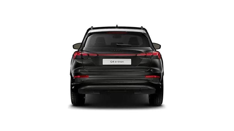 Gebraucht Audi Q4 e-tron S-Line 150 kW (204 PS) 2026 Schwarz SUV