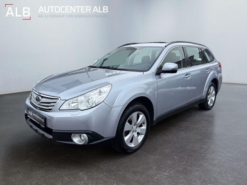 Silber Gebraucht 2013 Subaru Outback Comfort SUV | 10.790 € (Fairer Preis) - Bild 1/4