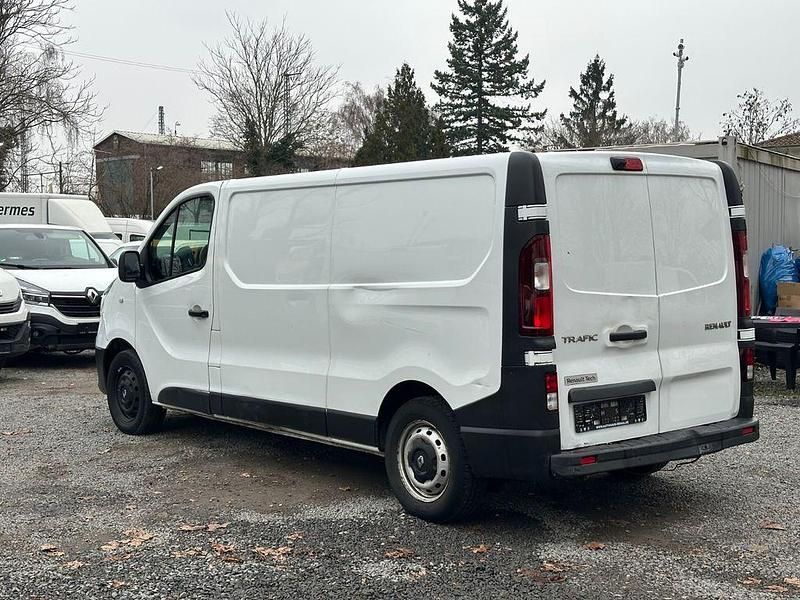 Gebraucht Renault Trafic Komfort 120 PS (88 kW) 2020 Weiß Van / Kleinbus