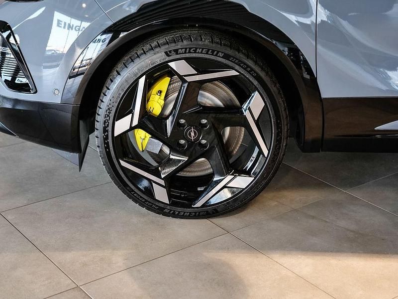 Neu Opel Mokka-e GSe 206 kW (281 PS) 2026 Grafik grau SUV