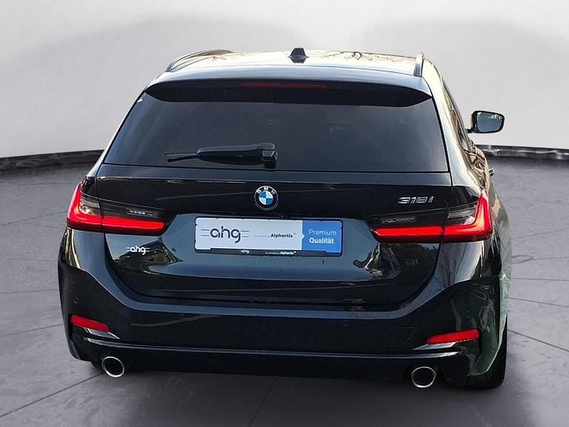 Gebraucht BMW 318 156 PS (114 kW) 2022 Schwarz Kombi