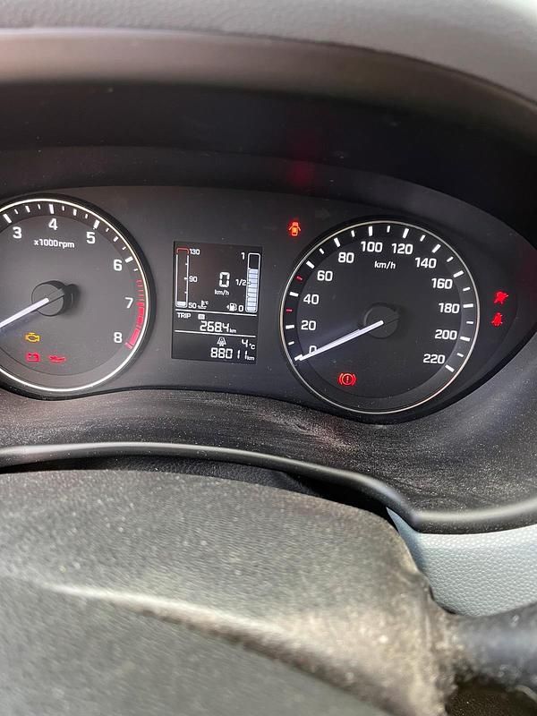 Gebraucht Hyundai i20 GO! 75 PS (55 kW) 2016 Weiß Kleinwagen