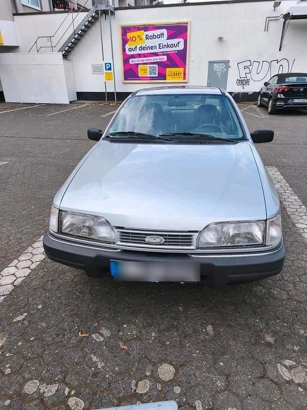 Silber Gebraucht 1991 Ford Sierra Limousine | 5.750 € - Bild 1/4