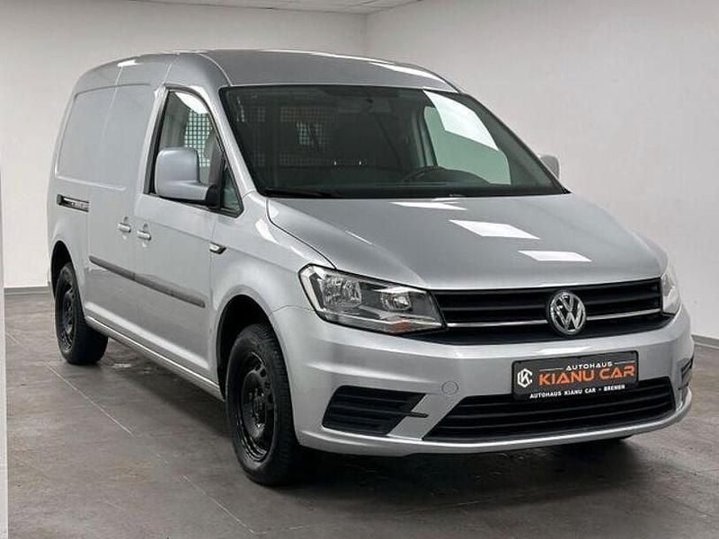 Gebraucht VW Caddy Maxi Trendline 102 PS (75 kW) 2017 Silber Van / Kleinbus